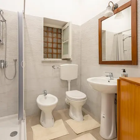 Duecento Passi Apartmán *